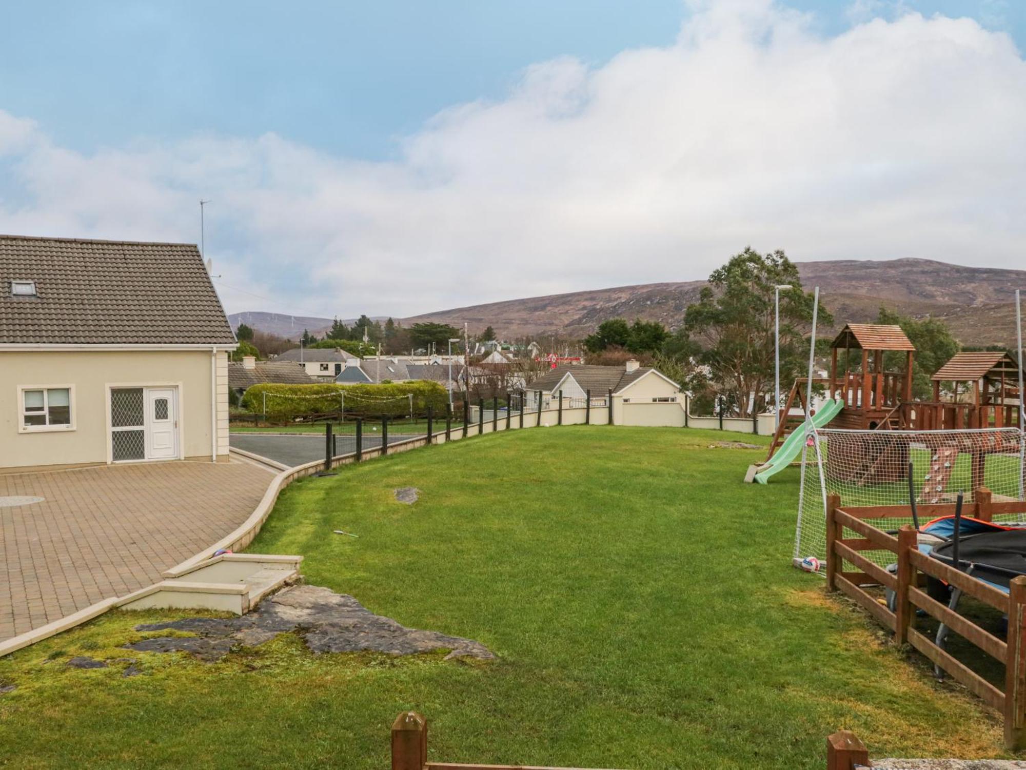Loughanure View Holiday home *